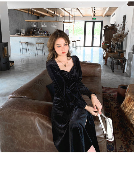 【Final Sale】Classic Velvet Touch Slit Dress