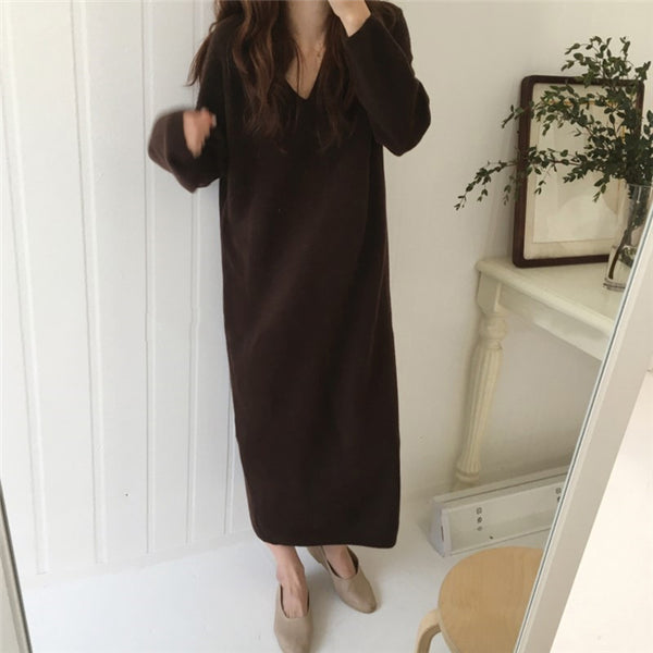 【Final Sale】V-Collar Long Knit Dress