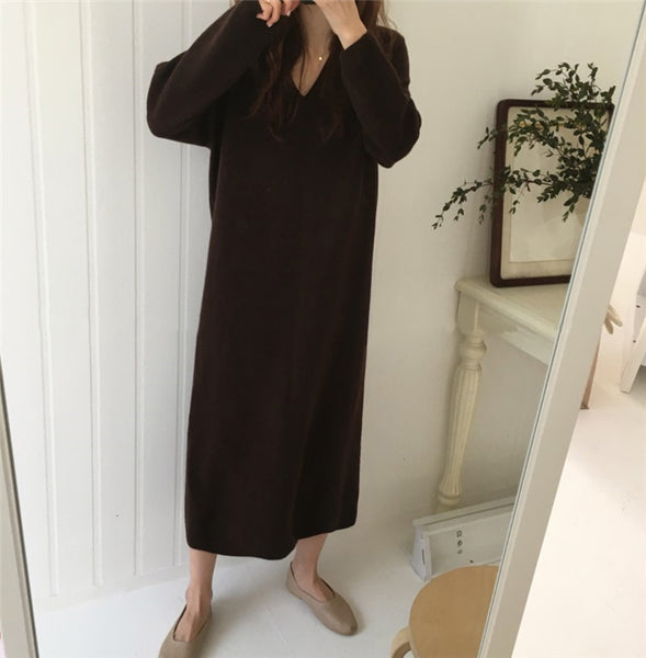 【Final Sale】V-Collar Long Knit Dress