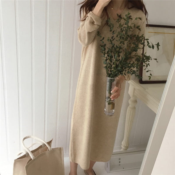 【Final Sale】V-Collar Long Knit Dress